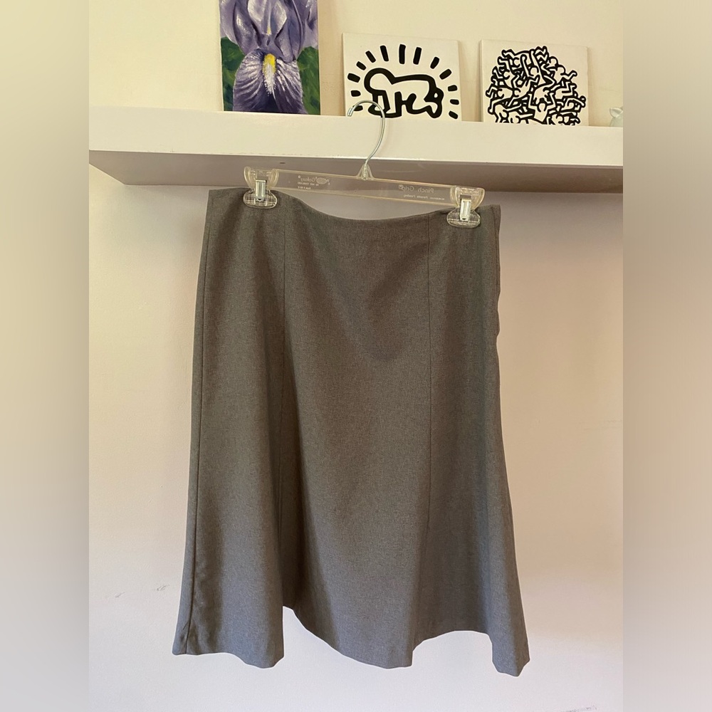 A-line skirt, gray color.
